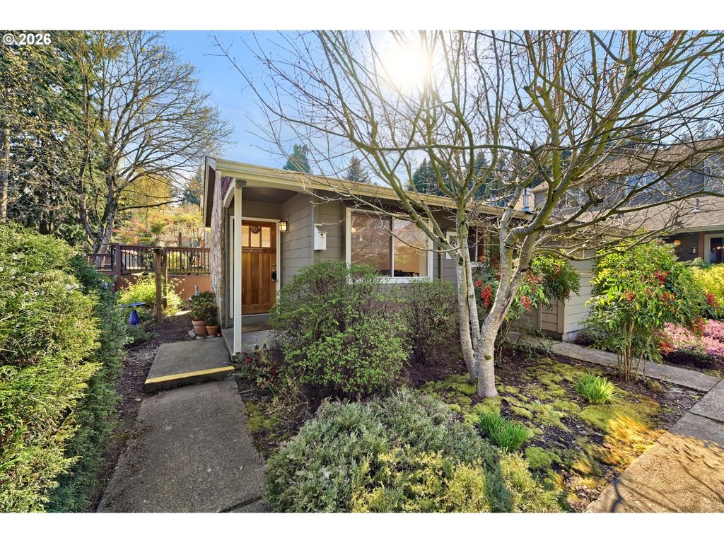 137 Se 73rd Ave, Portland