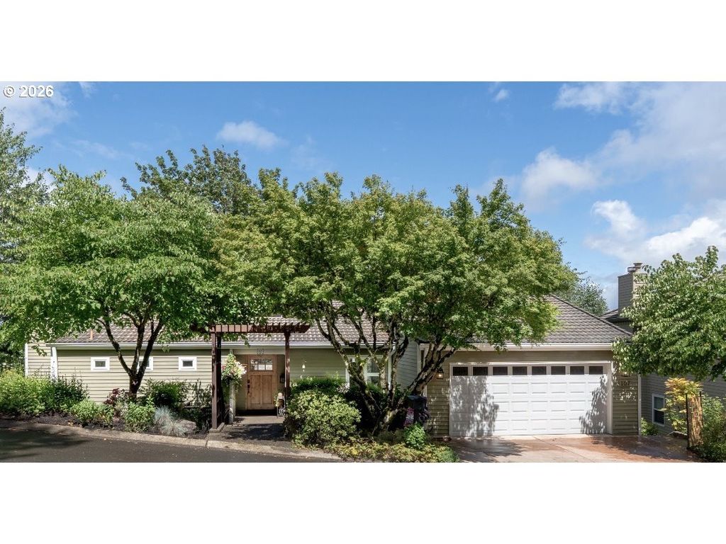 107 Garibaldi St, Lake Oswego