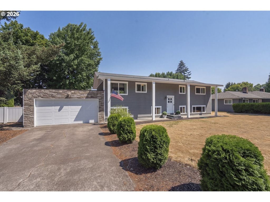 1709 Springhill Dr Ne, Albany