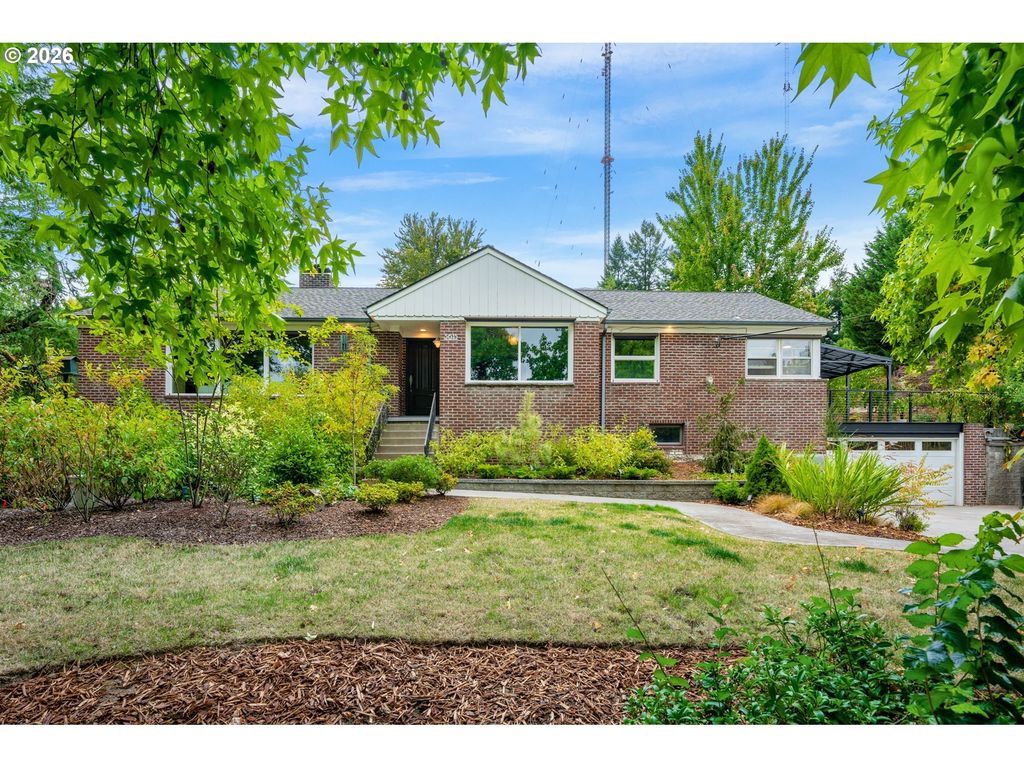 5615 Sw Jefferson St, Portland