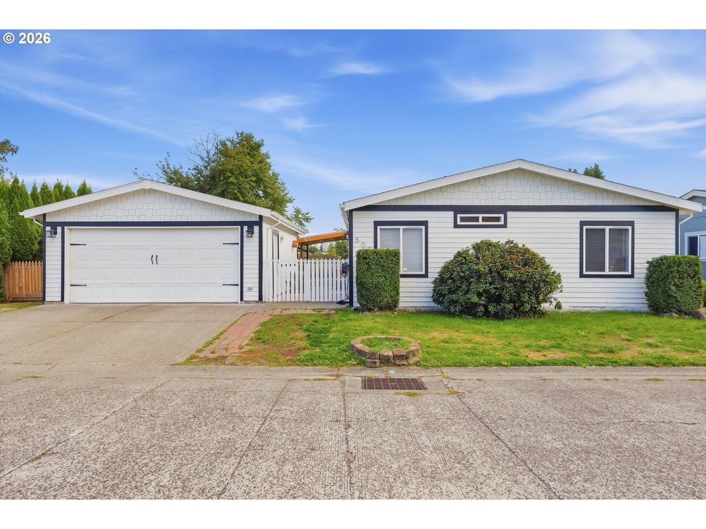 1655 S Elm St 507, Canby