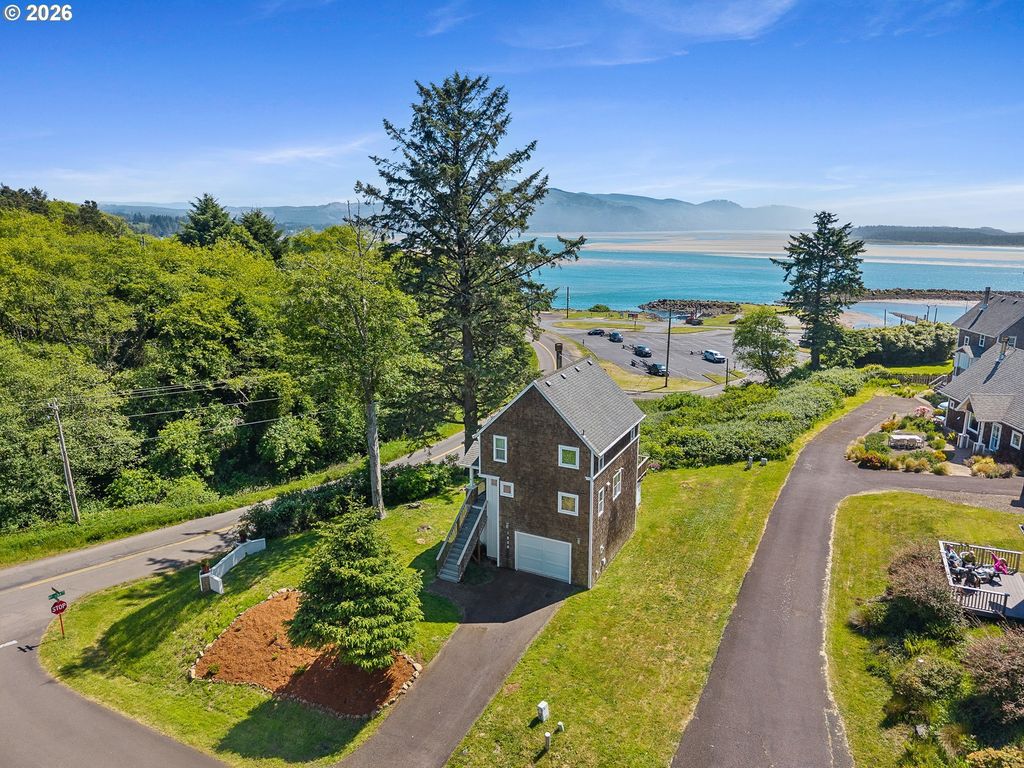 1980 Spyglass Ct, Tillamook