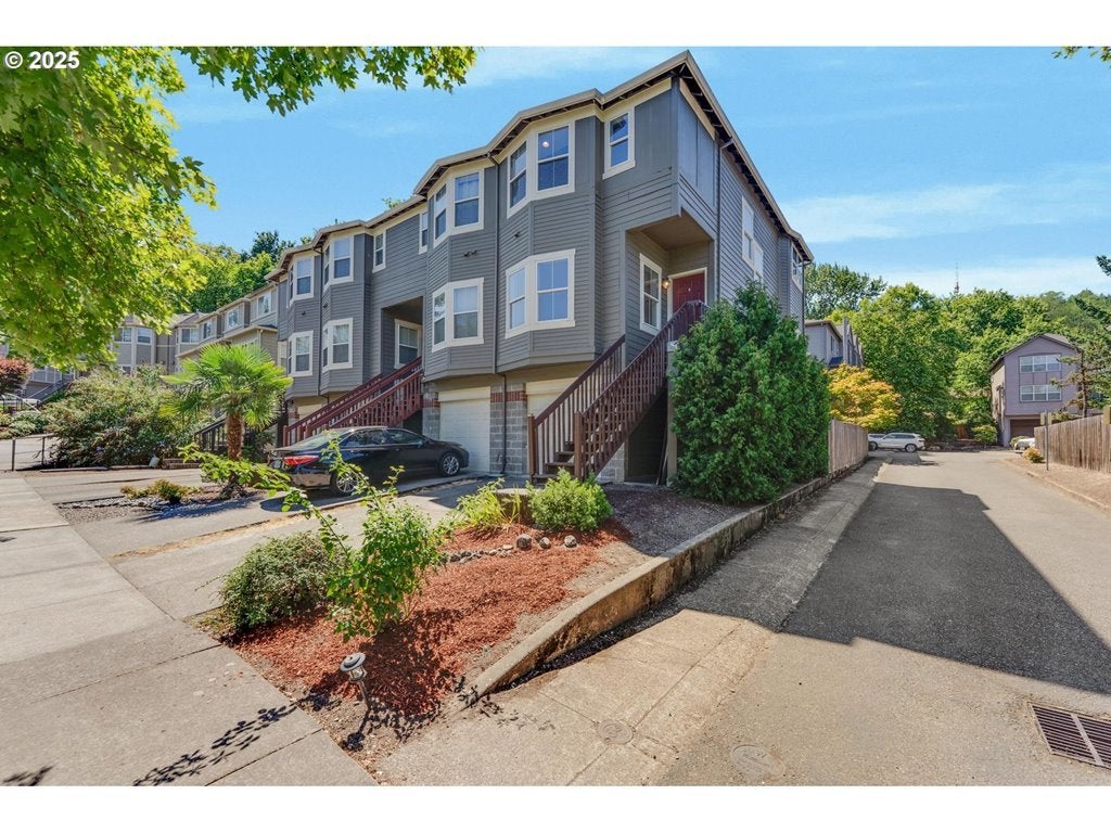 4815 Sw 1st Ave, Portland