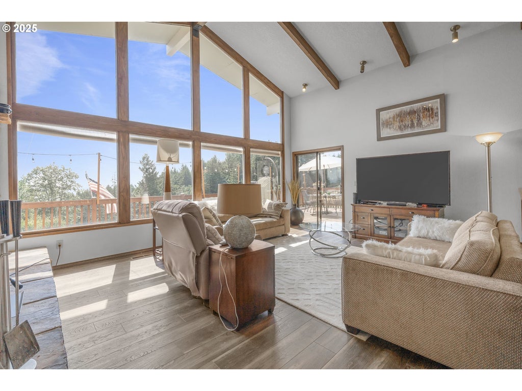 Listing photo for 13900 Nw Fir Crest Rd, McMinnville, OR, Cabin home for sale