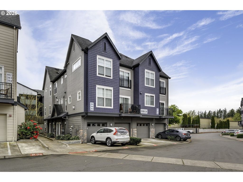 10818 Ne Red Wing Way 202, Hillsboro