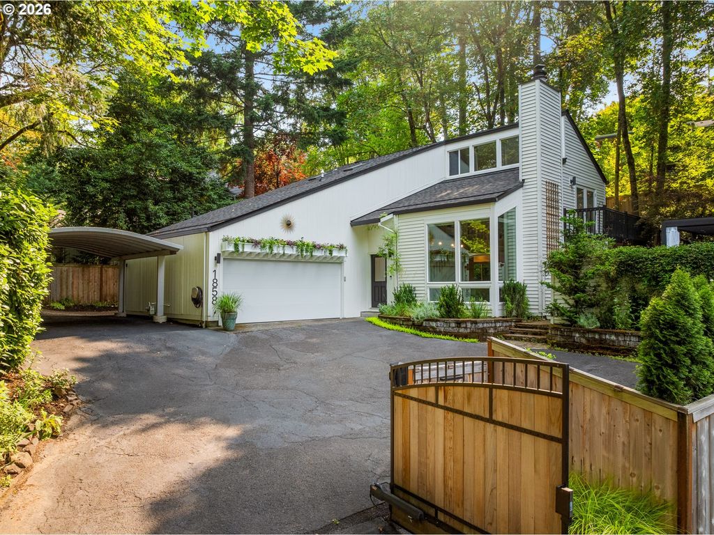 1858 Southshore Blvd, Lake Oswego