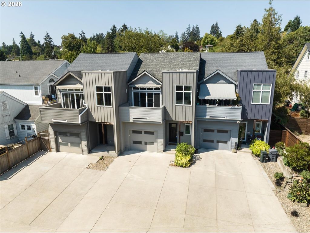 2330 Willamette St, Eugene