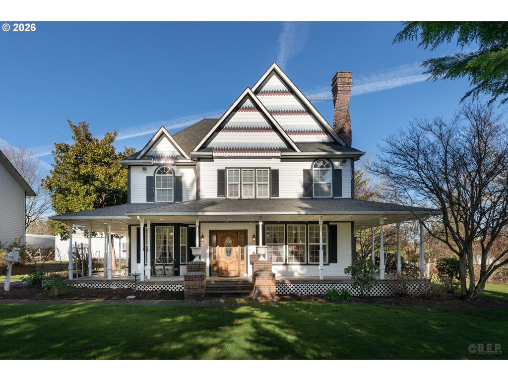 34085 Berg Rd, Warren