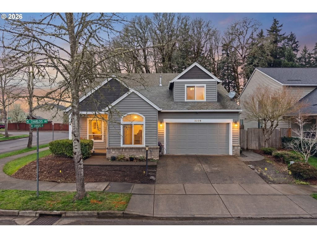 2525 Ne Charlois Dr, Hillsboro