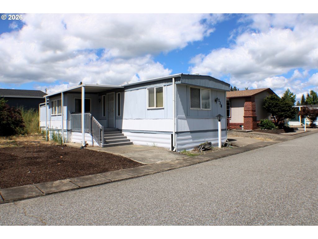228 Se Estate Loop, Winston