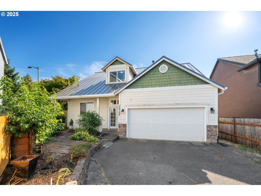 39784 Syblon Ln, Sandy