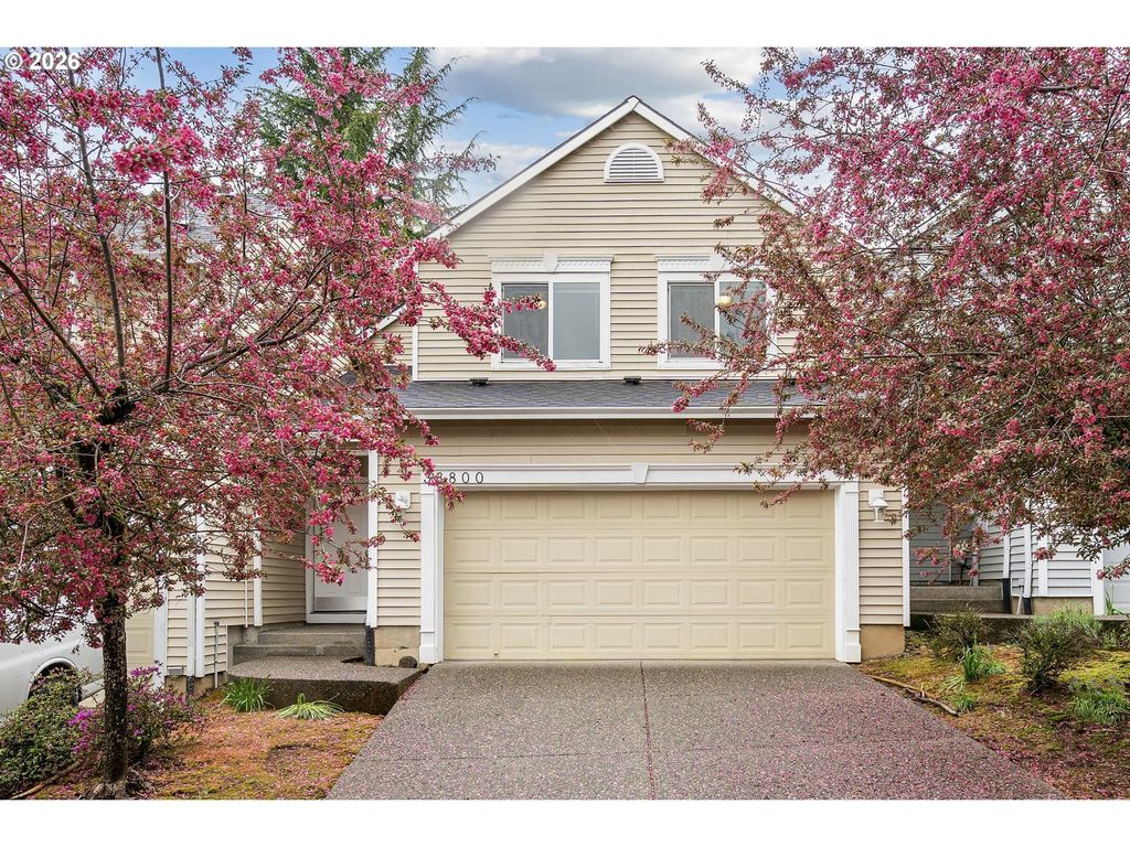 38800 Cascadia Village Dr, Sandy