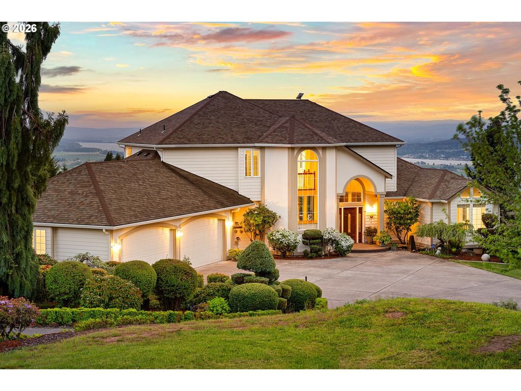 124 Pompano Rd, Woodland