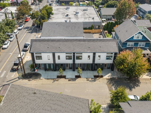 4992 Ne 26th Ave 3, Portland