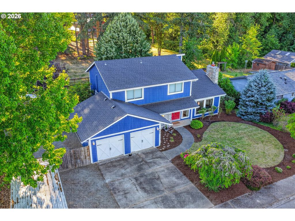 987 Ne 5th Dr, Hillsboro