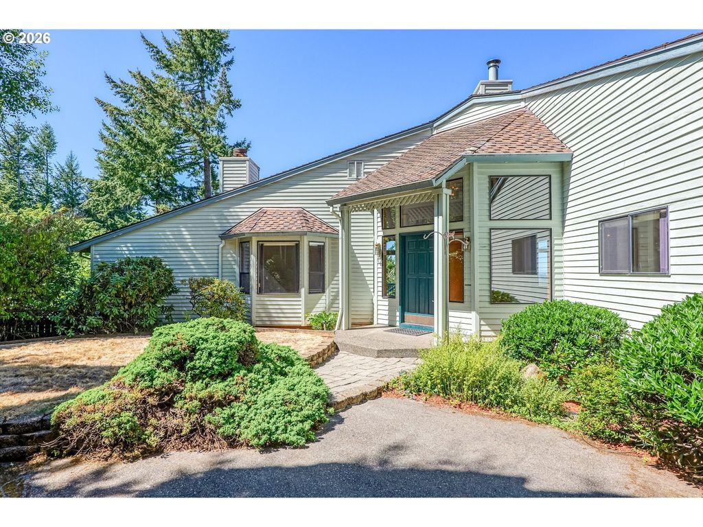 2846 Carriage Way, West Linn