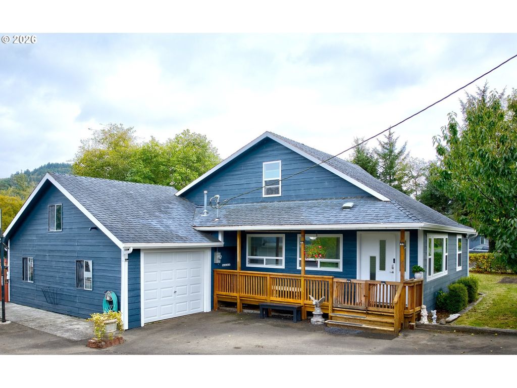 1225 Youngberry St, Seaside