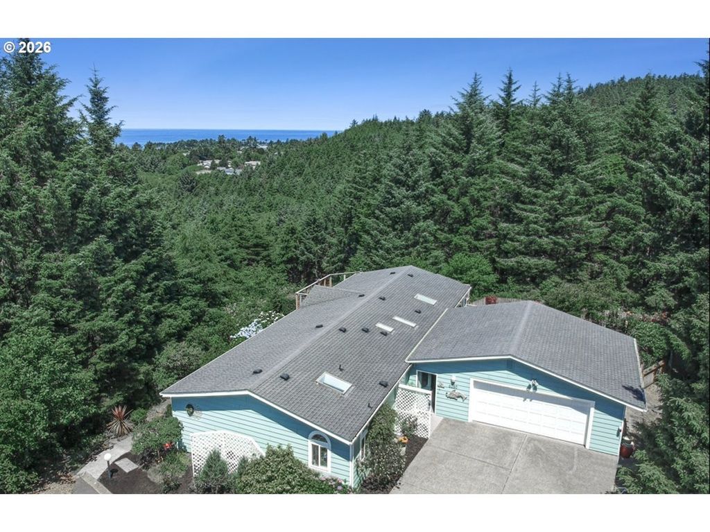 6250 Ne Evergreen Ln, Newport
