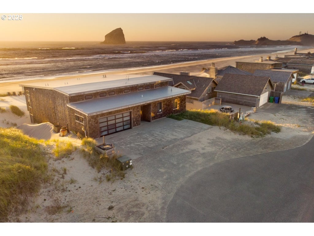 34800 Ocean Dr, Pacific City