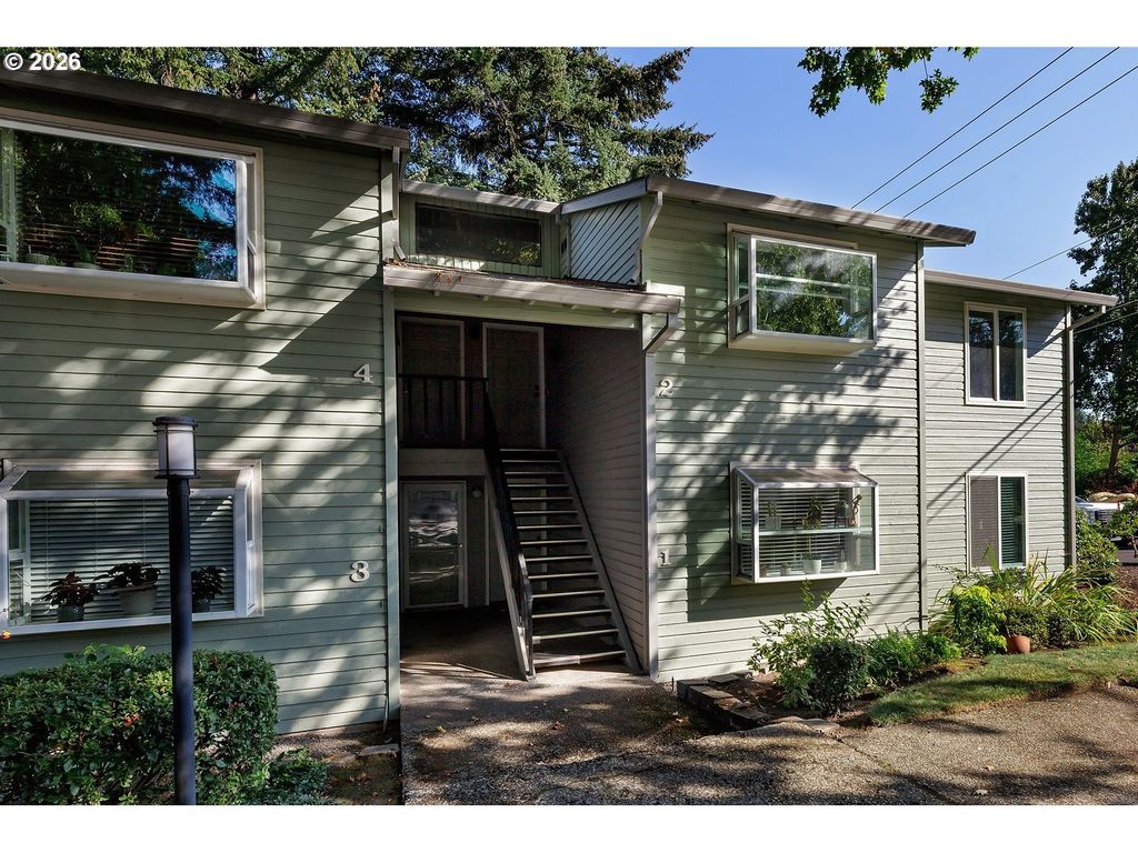 11990 Sw Corby Dr 2, Portland