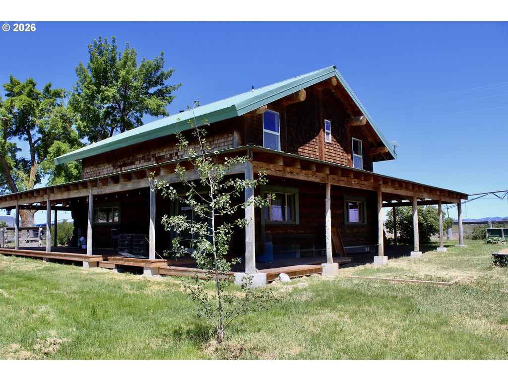 92586 Water Users Ln, Lakeview
