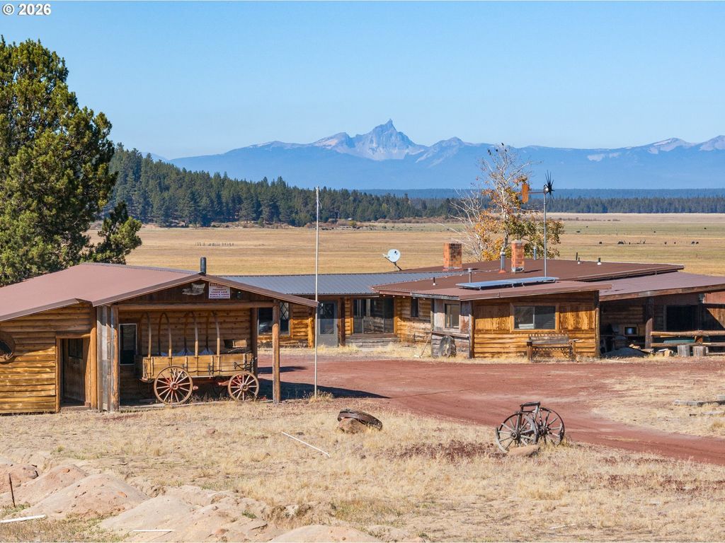 300 49 Rd Silverlake Hwy, Chiloquin