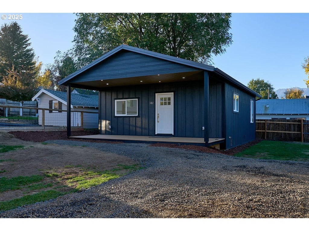 302 E Park St, Enterprise