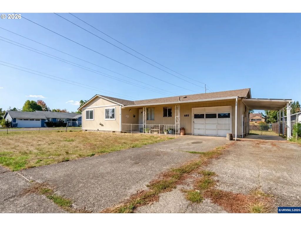 885 W Carolina St, Lebanon