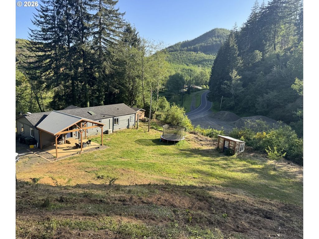 7103 Canary Rd, Westlake