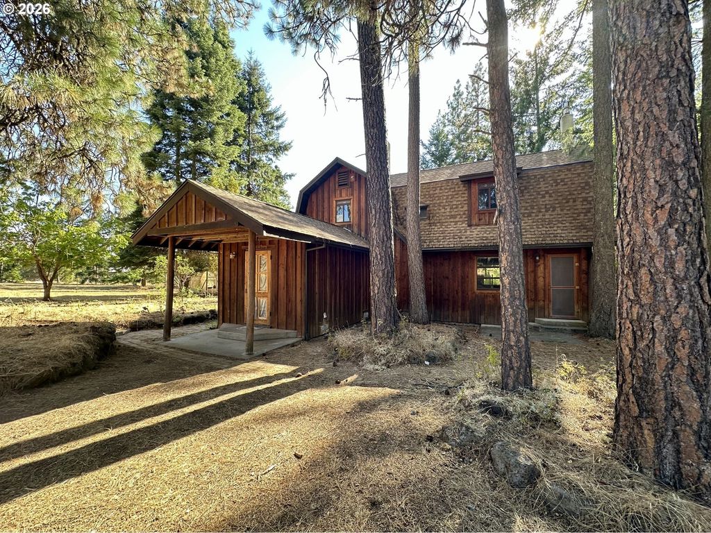 701 Cedar Valley Rd, Goldendale