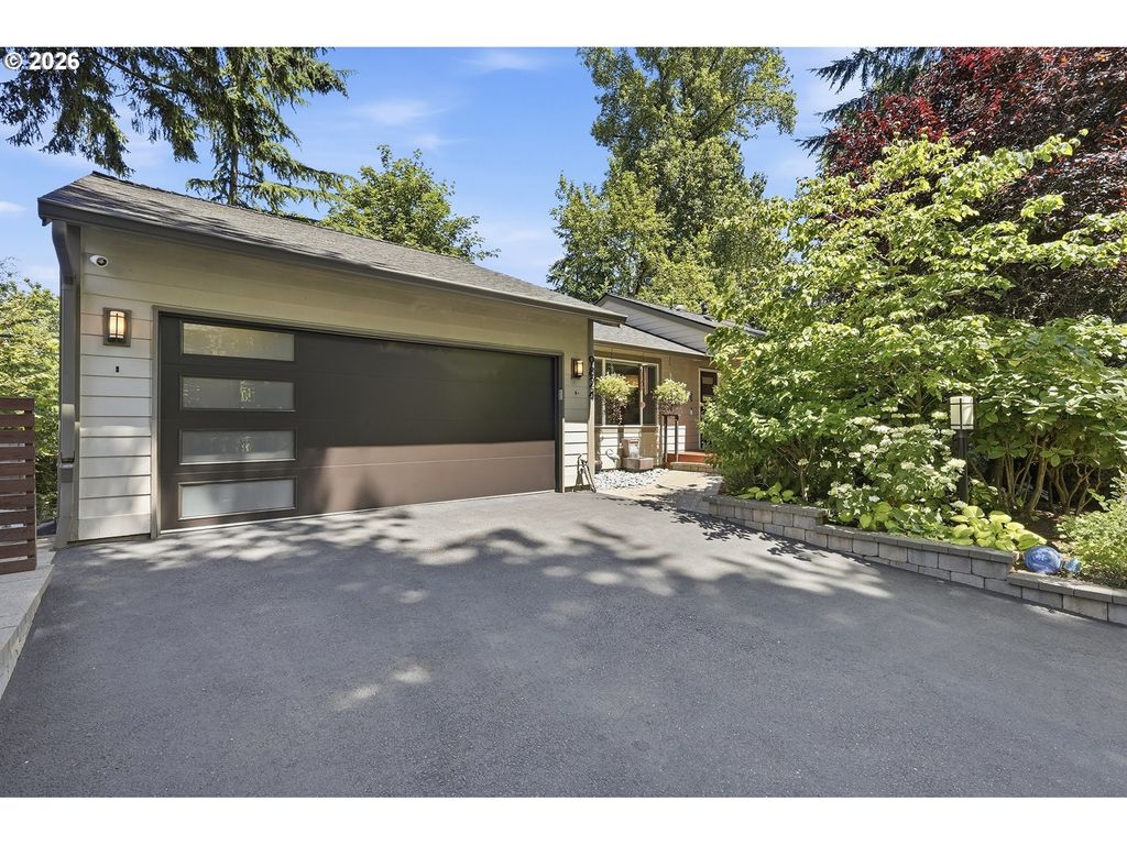 9824 Sw Quail Post Rd, Portland