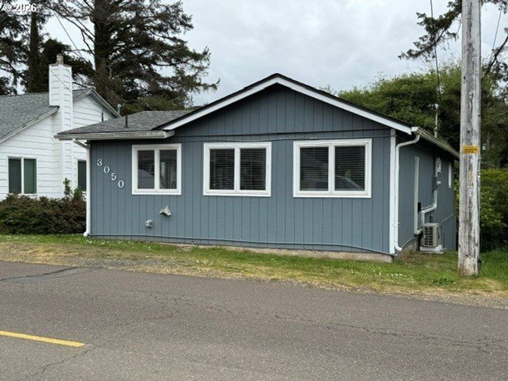 3050 Sw Coast Ave, Lincoln City