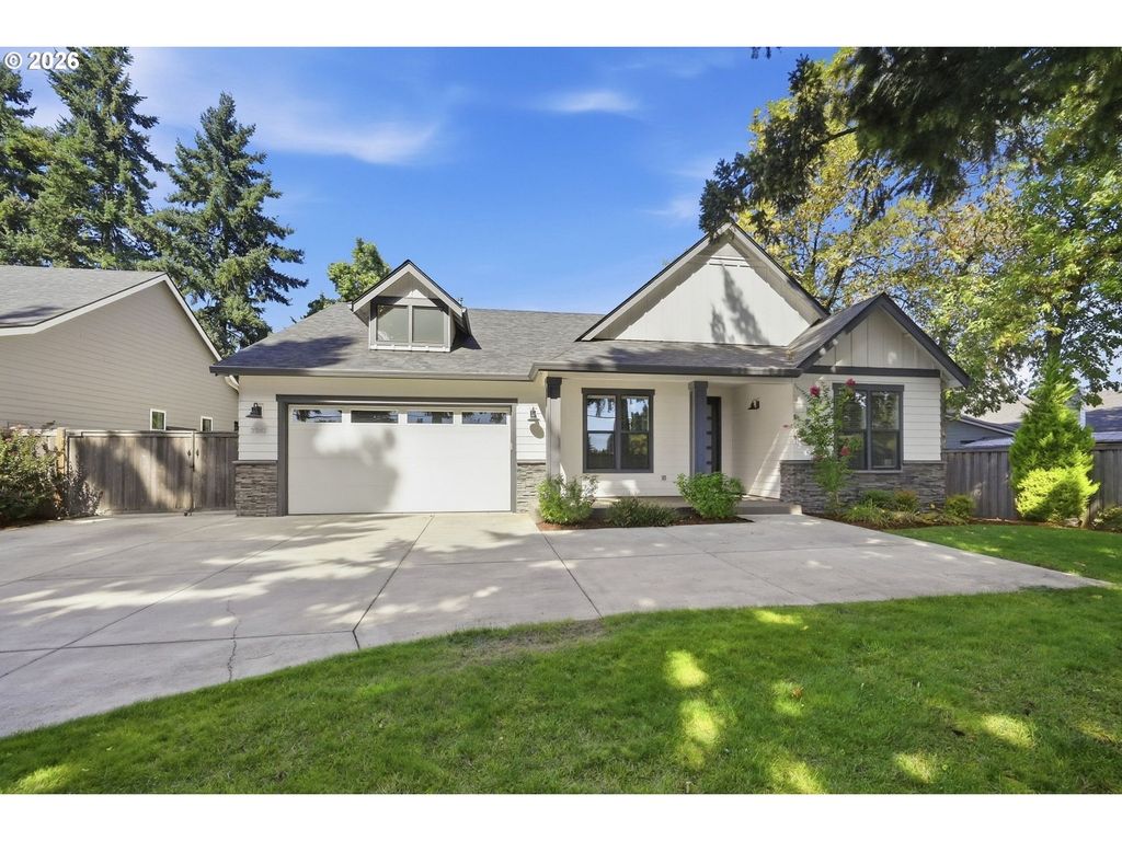2595 Crescent Ave, Eugene