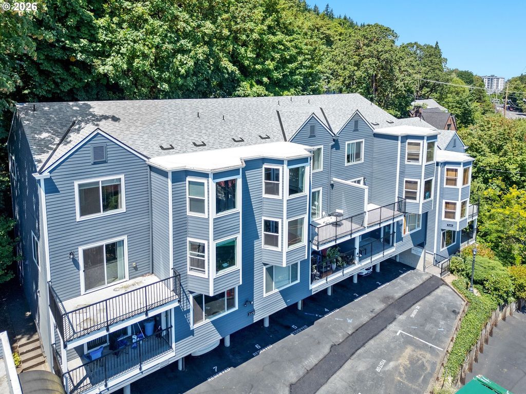 3473 Sw Barbur Blvd 12, Portland