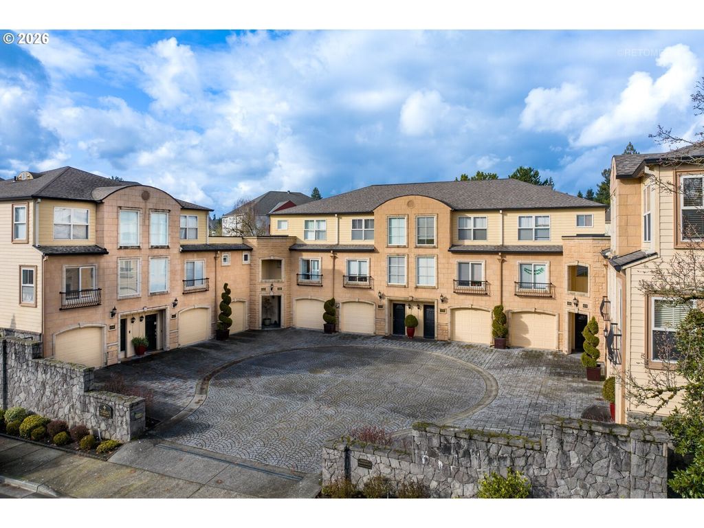 8325 Sw Seneca St, Tualatin