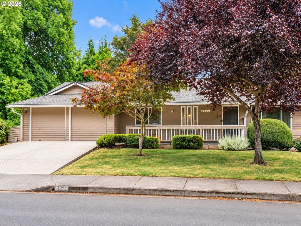 3377 W 25th Ave, Eugene