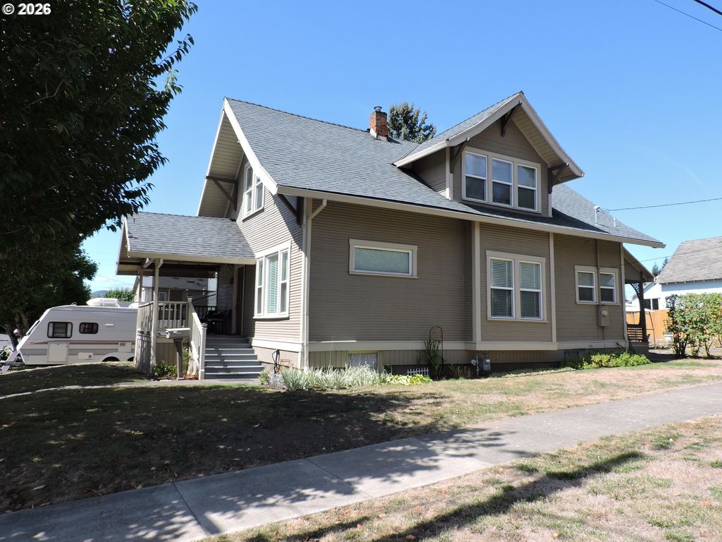1555 21st Pl, Forest Grove