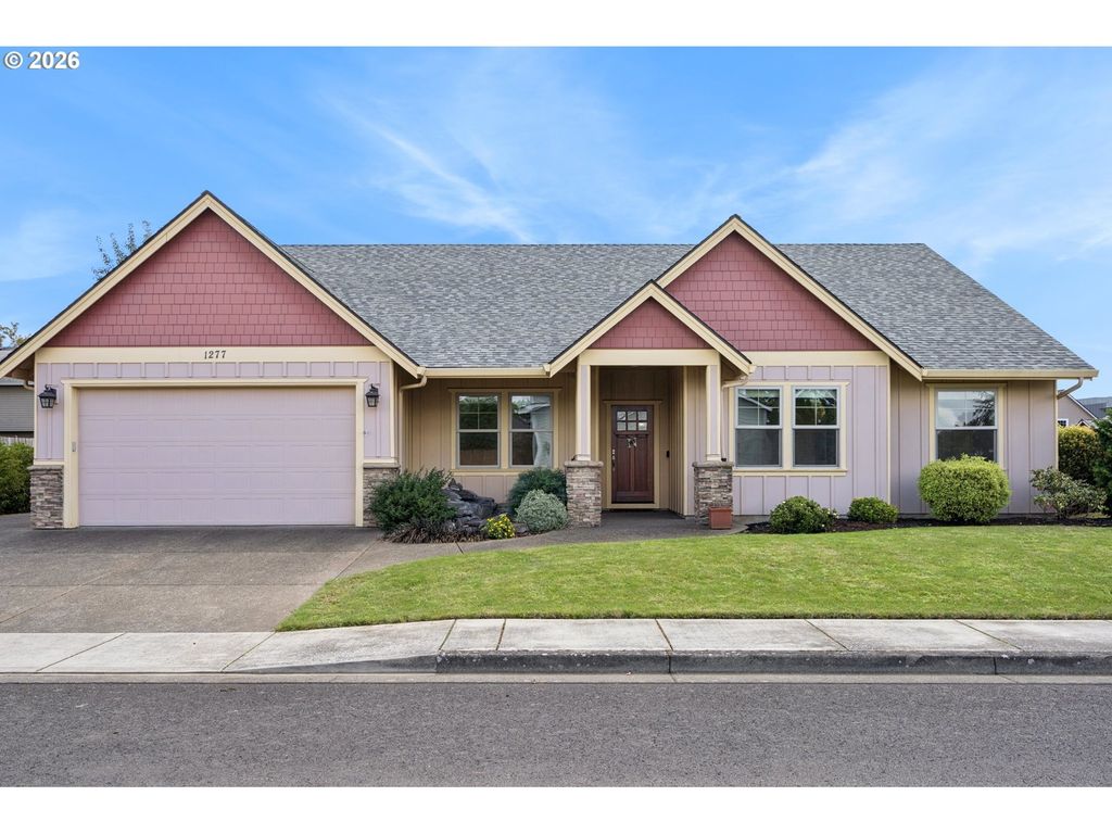 1277 Robert St, Woodburn