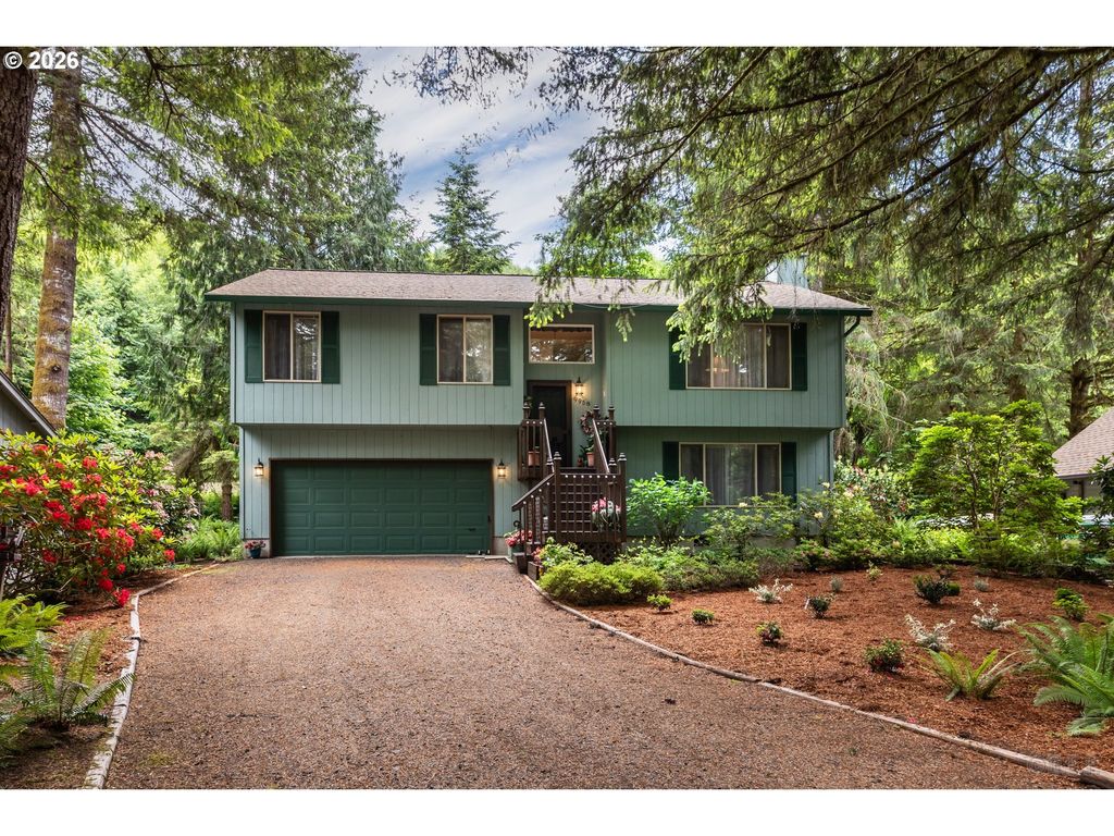 9958 Beach Dr, Birkenfeld
