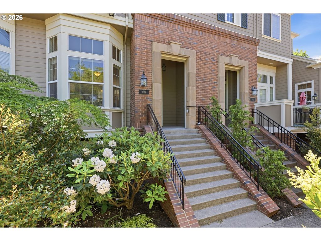 1528 Ne 65th Ave, Hillsboro