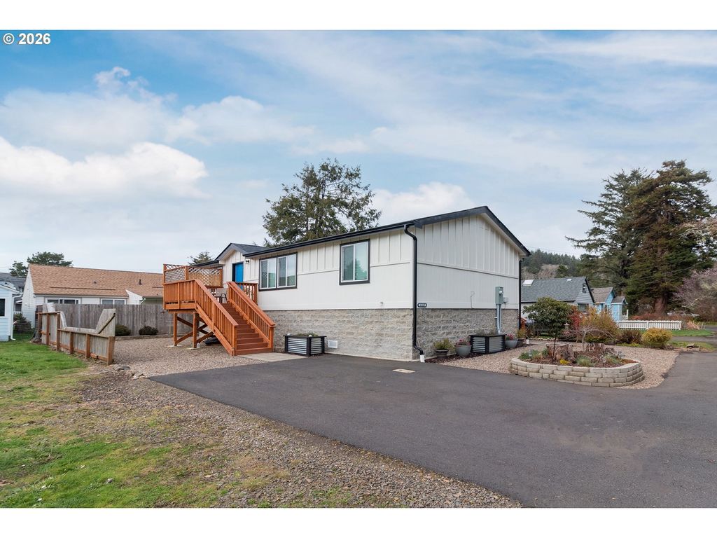 6269 Sw Jetty Ave, Lincoln City