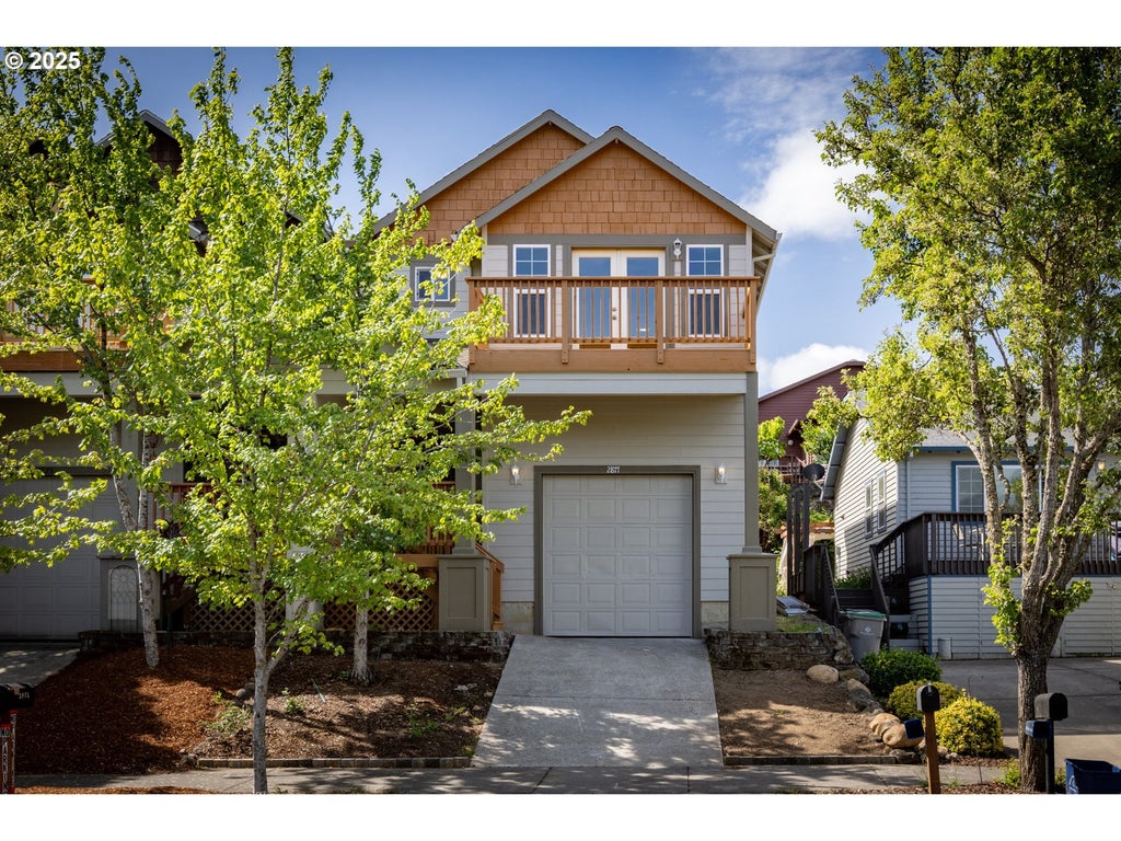 2877 Hazel Ave, Hood River