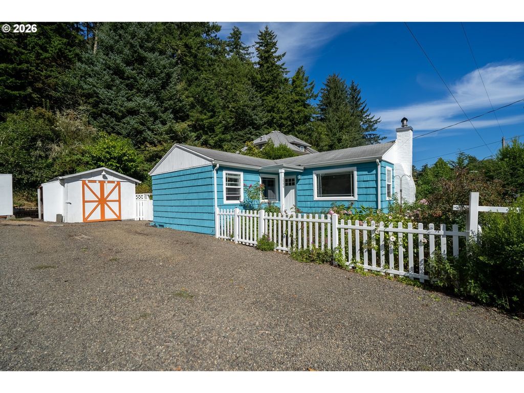1540 Vista View Dr W, Netarts