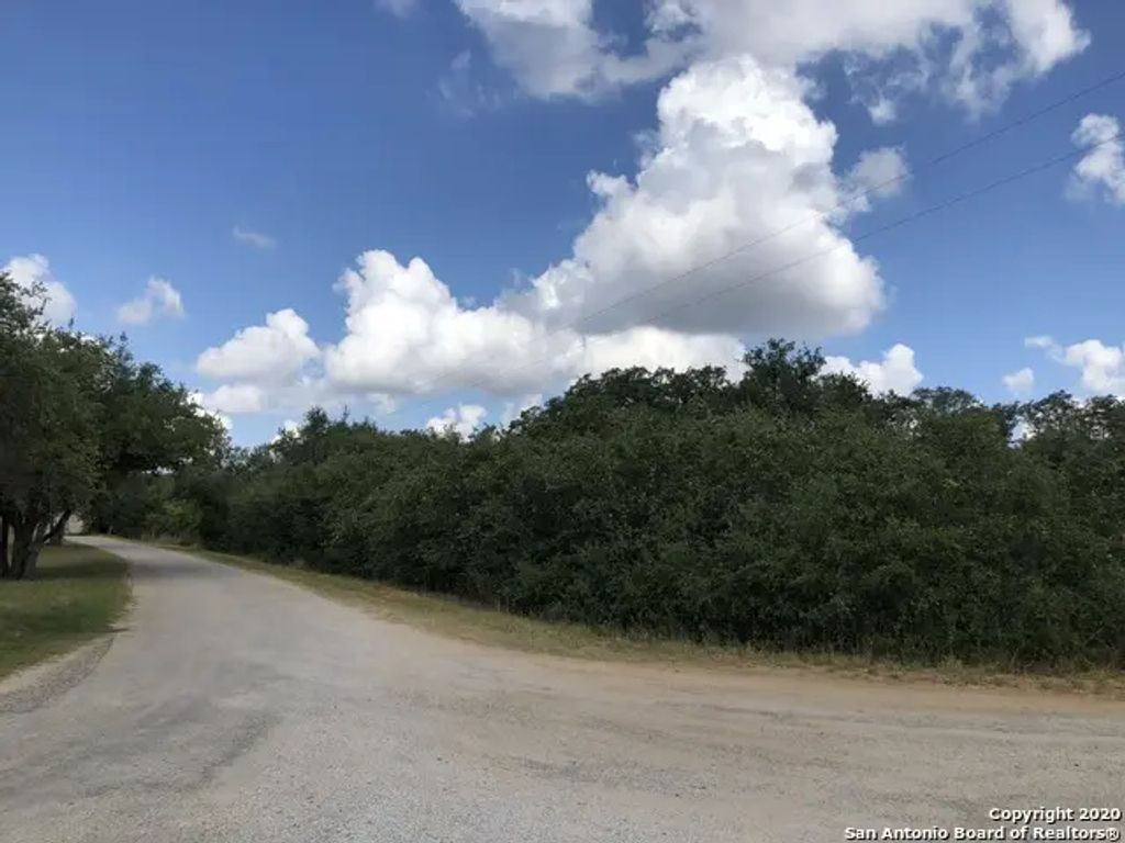 Lot 6 & 7 Oak Ln, Poteet