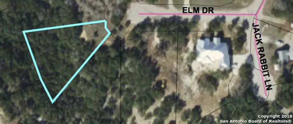 Lot 37 Elm, Bandera