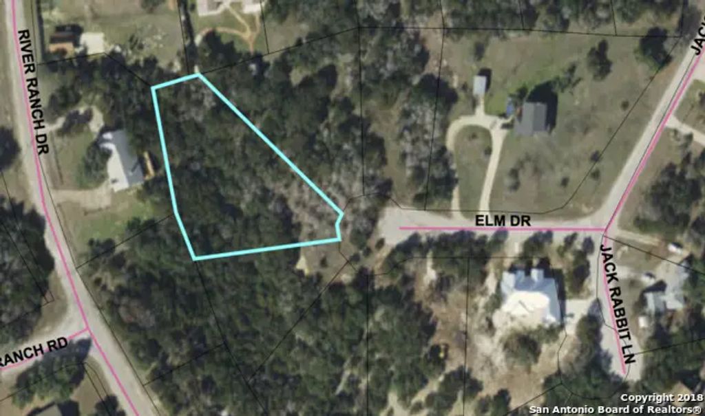 Lot 38 Elm, Bandera