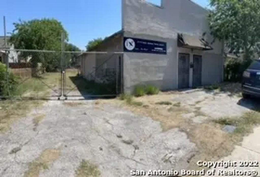 1111 Buena Vista St, San Antonio