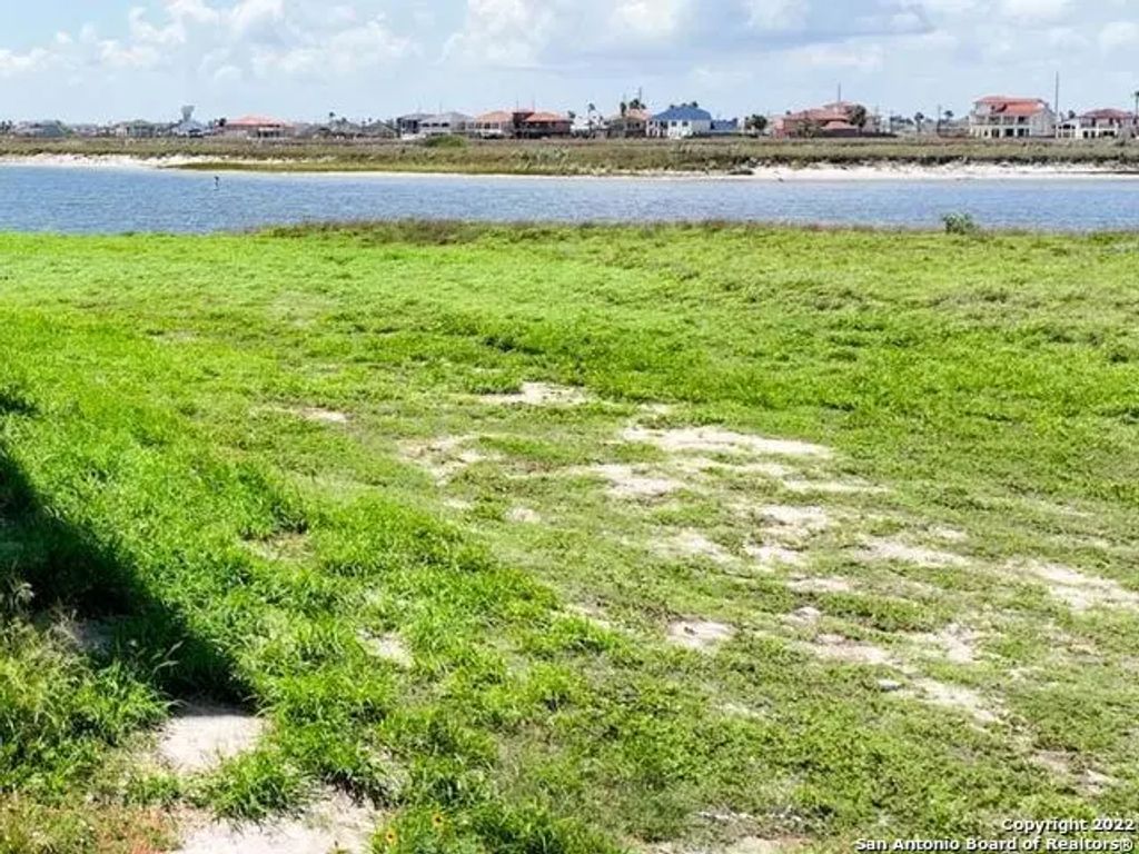 Lot 8 Running Light Dr, Corpus Christi
