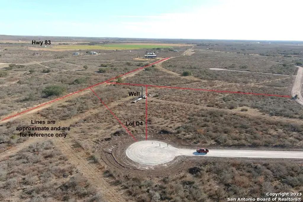 72 Rocky Hills, Uvalde