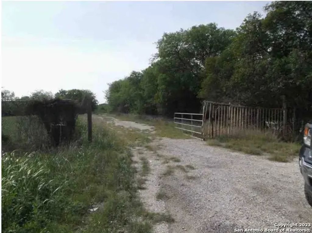 10359/10405 Poteet Jourdanton Fwy, San Antonio